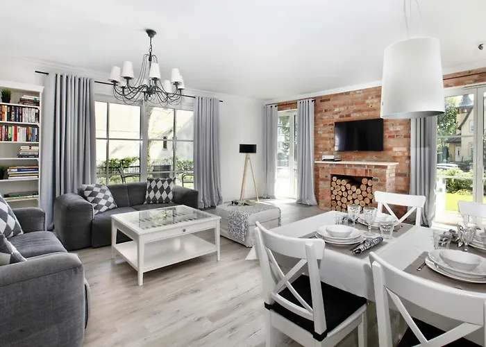 Апартаменты House *